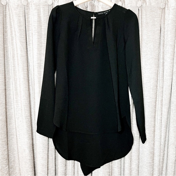 NWT Hyfve Black Long Sleeve Ruffle Back Tunic Blouse Size Medium - Picture 1 of 16